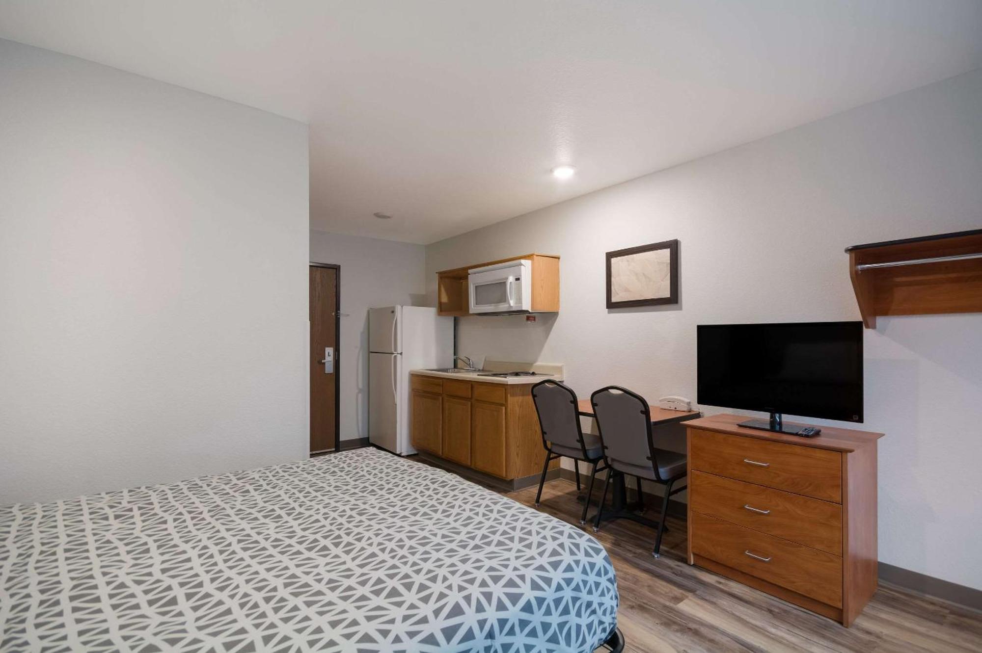 Woodspring Suites Columbia Fort Jackson Eksteriør billede