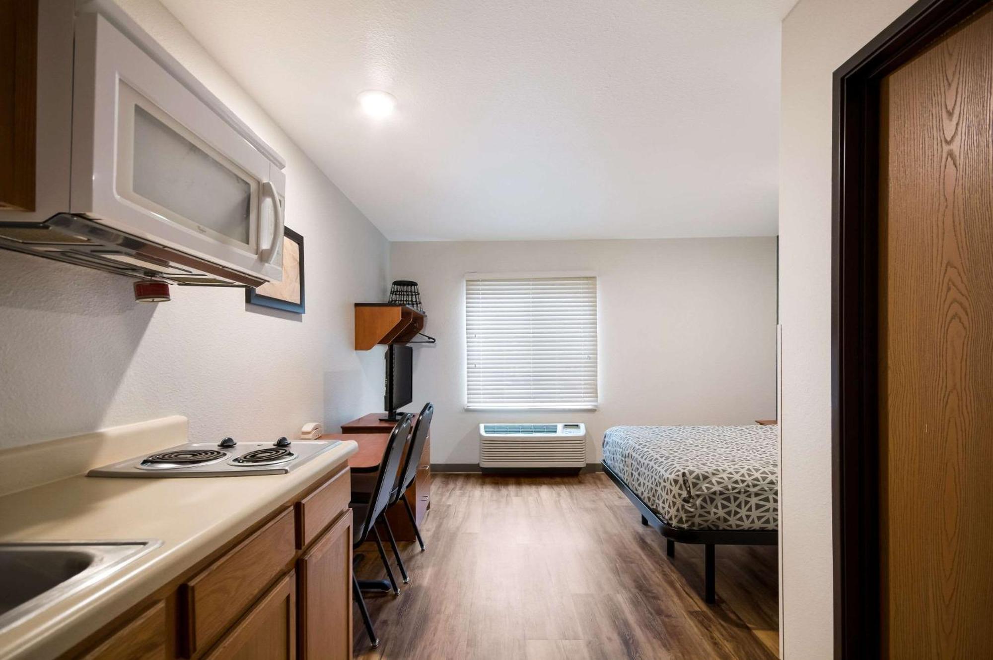 Woodspring Suites Columbia Fort Jackson Eksteriør billede